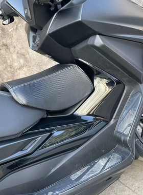 适用于佛沙350  NSS350油箱宝宝坐垫 FORZA350小坐垫包