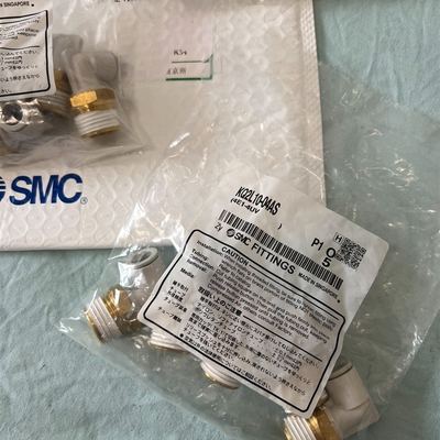 速发新0管接SKQ2L1气04A头,全新没有使用过,实物请品