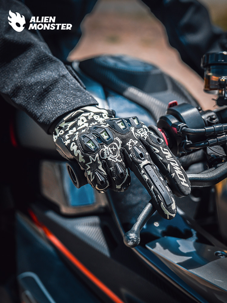 Alien Monster Roaring Luminous Gloves Motorcycle CE Certification ...