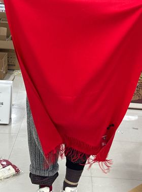 340号红色羊绒围巾1条