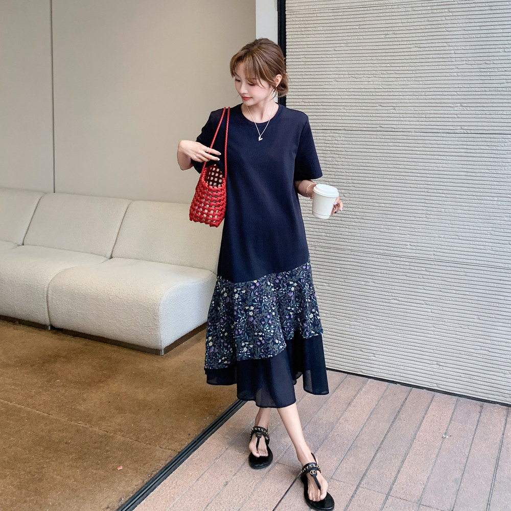 设计感复古碎花拼接连衣裙女夏淡人系撞色气质减龄洋气中长T恤裙,女装连衣裙,2C211