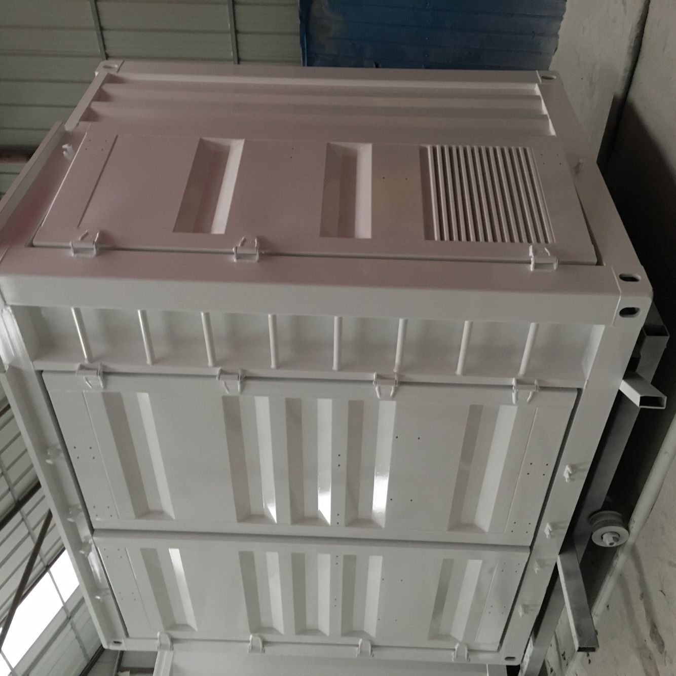 沧州厂家加工定/制 规格2500X2438X2591mm  集装箱式污水处理箱