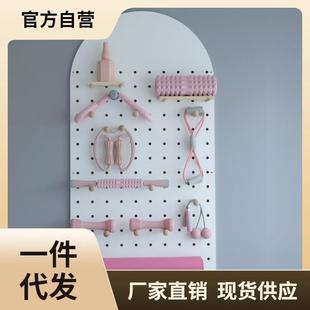 6QCS家庭健身房洞洞板器材收纳瑜伽垫哑铃壶铃墙上现代落地置物架