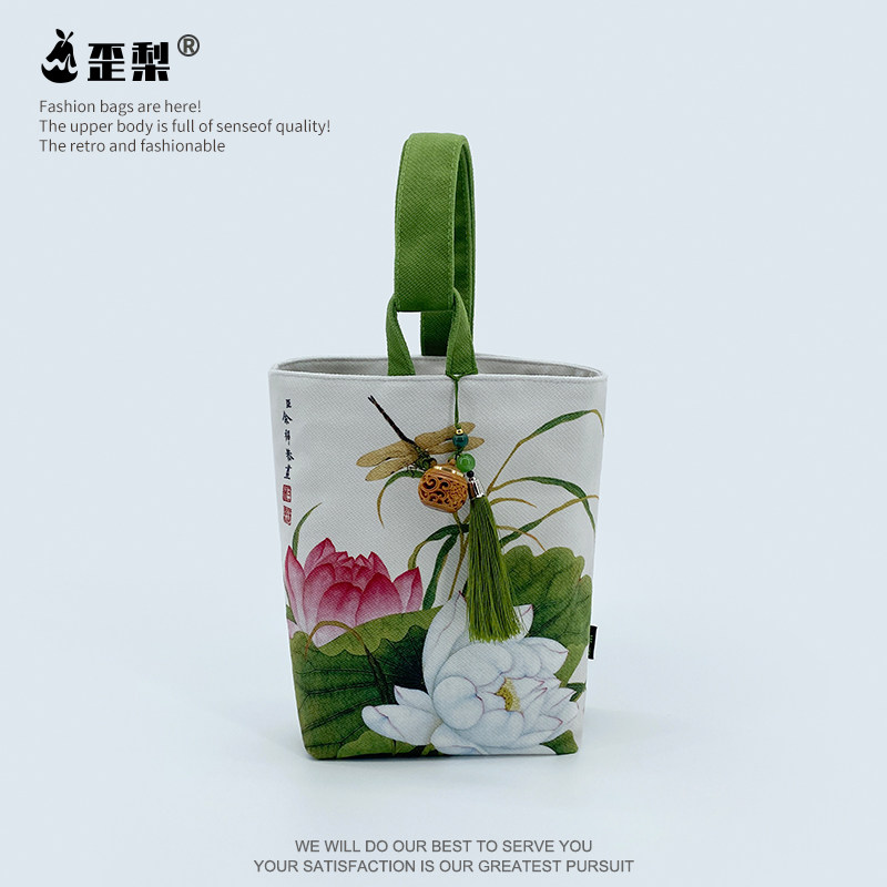 新中式国风余挚水墨荷花蜻蜓手拎水桶包包小众通勤博物馆国潮布袋