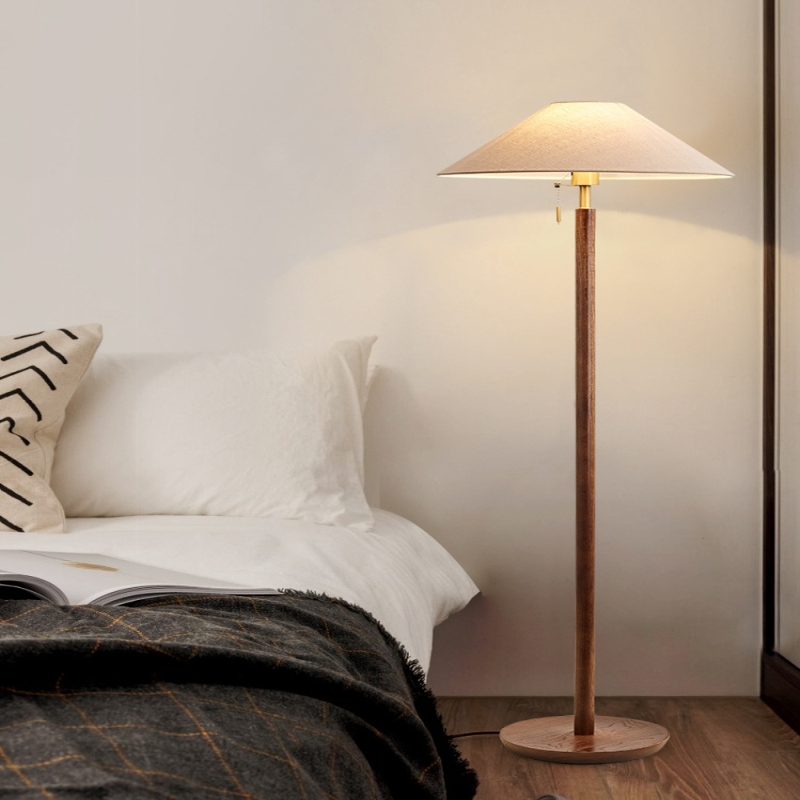 日式实木落地灯诧寂风民宿客厅沙发灯原木风设计师布艺吊链立式灯