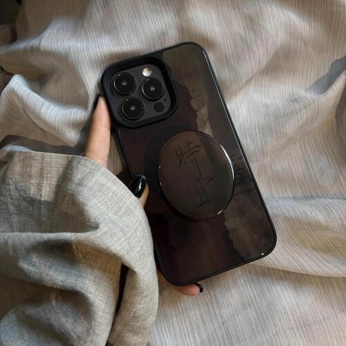 叶菽原创定制《时宜》侘寂新中式国风小众高级感液态玻璃镜面适用苹果17/12/13/14/15promax不会撞壳的手机壳