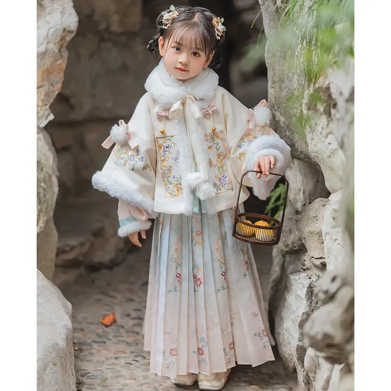女童汉服拜年服冬款加厚中儿童