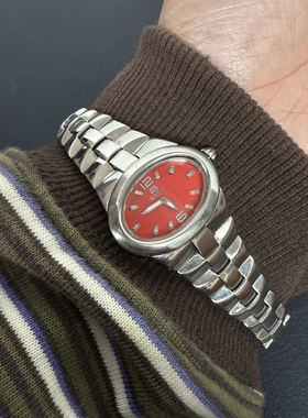 Awateoftime浪费时间 红色中古手表小众复古金属表带椭圆石英手表