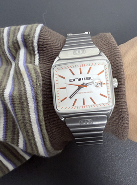 Awasteoftime浪费时间 中古手表小众复古方形大表盘古着石英手表