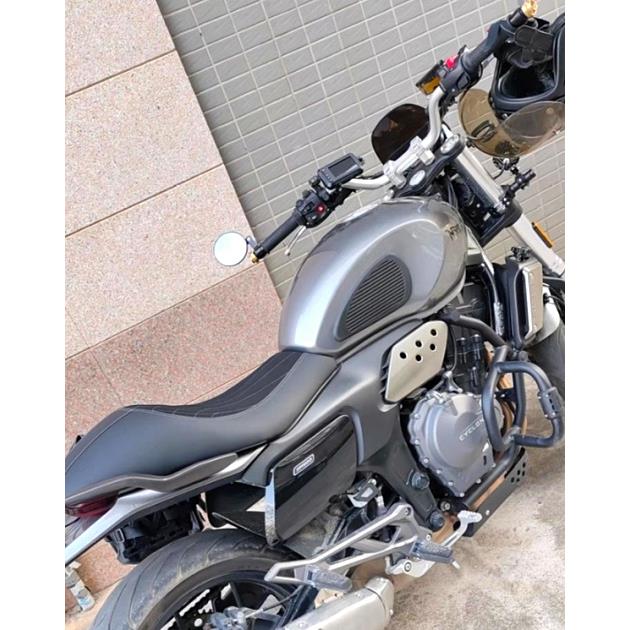 适用赛科龙RE560驼峰款座垫 宗申SR600单人坐垫 复古改装座包座椅