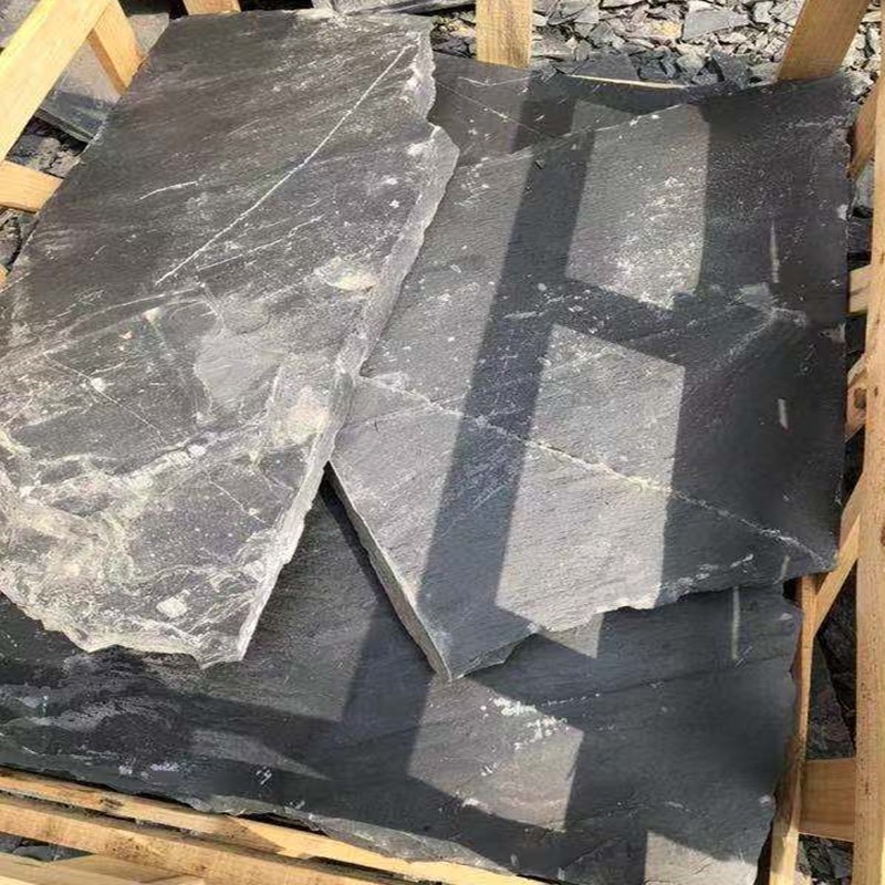 天然不规则防滑青石板园形碎拼石片石花乱庭院石材板岩铺路石石板