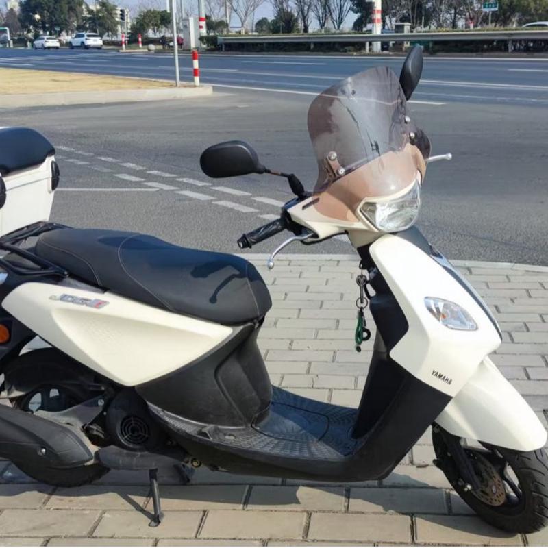 摩托车电动车挡风玻璃三轮车风挡巧格i125亚克力PC透明有色挡风板