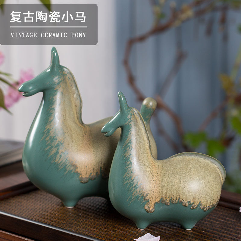 新中式陶瓷小马摆件家居饰品书房博古架唐马 客厅玄关装饰工艺品