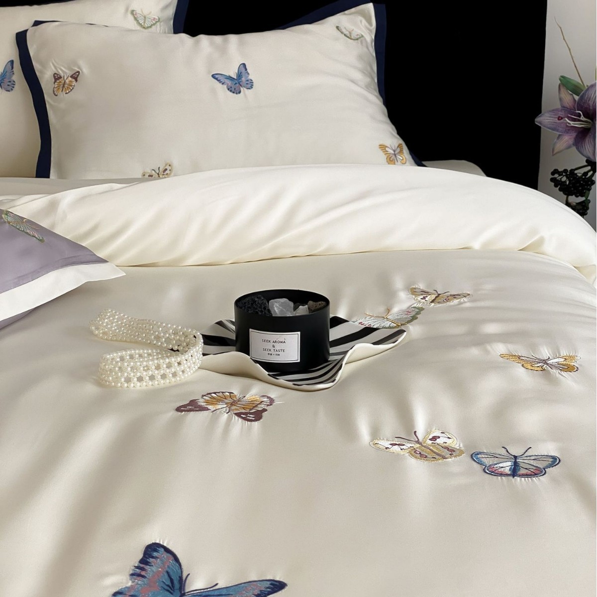 100兰三件套床上用品天丝蝴蝶刺绣四件套夏天高级感冰丝床单精