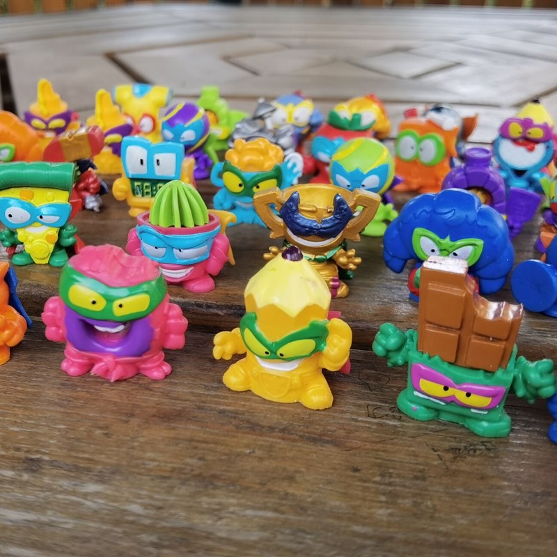 Original 15pcs  Superzings Superthings ALction Figures 3CM S