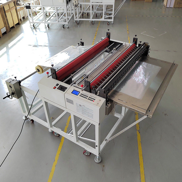 PVC膜裁膜机 无纺布不干胶横切机气泡膜皮革防水桌布门帘冲孔切断