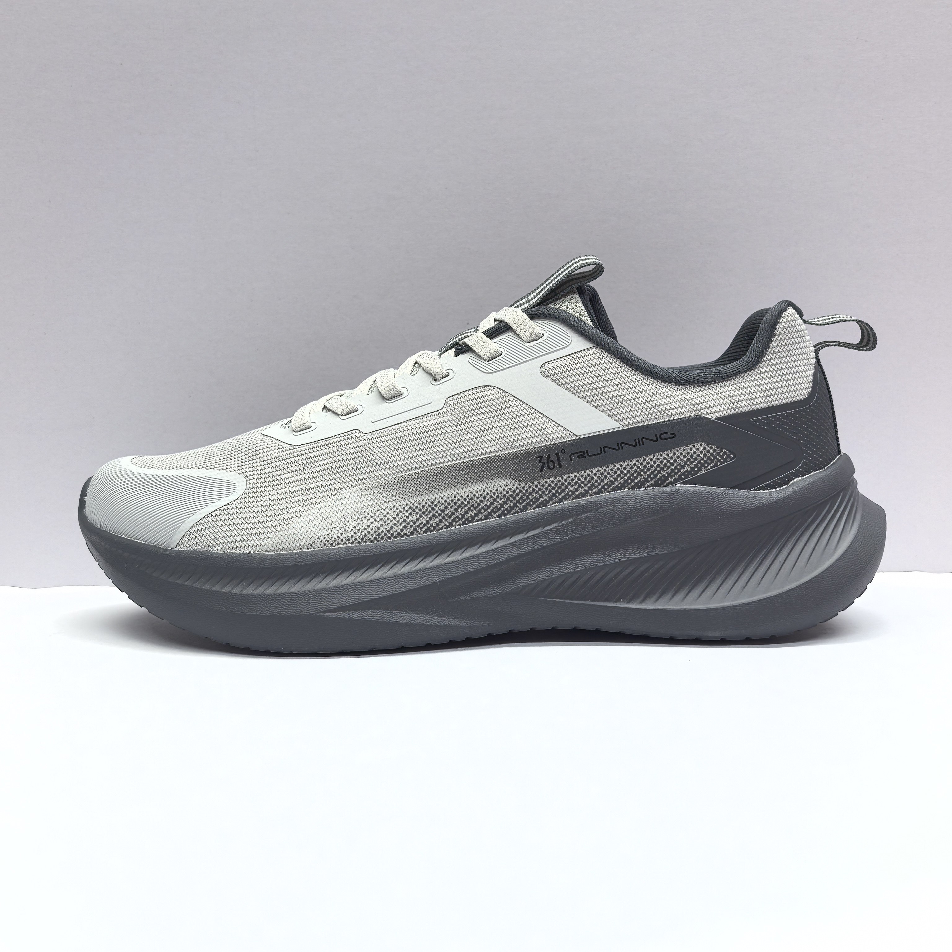 361度男鞋运动鞋轻便跑步鞋2026春季新品软弹缓震慢跑鞋572612224