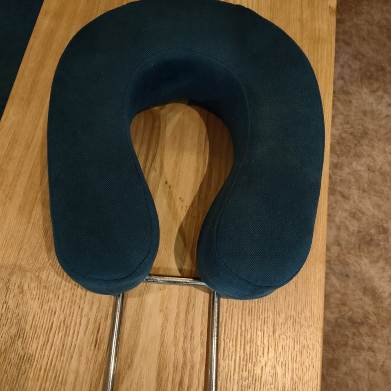 足浴店趴枕按摩足疗床枕头u型枕乳胶趴趴枕按摩R床洞脸垫胸枕脚枕