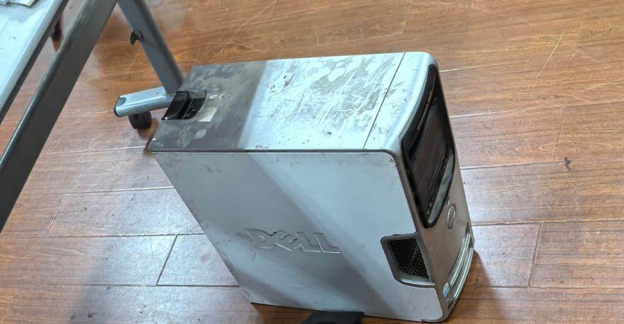 1月4日青岛某公司报废资产一批（汽车起重机、数控相贯线切割机、燃油/气热水锅炉设备、电脑6项）网络拍卖公告