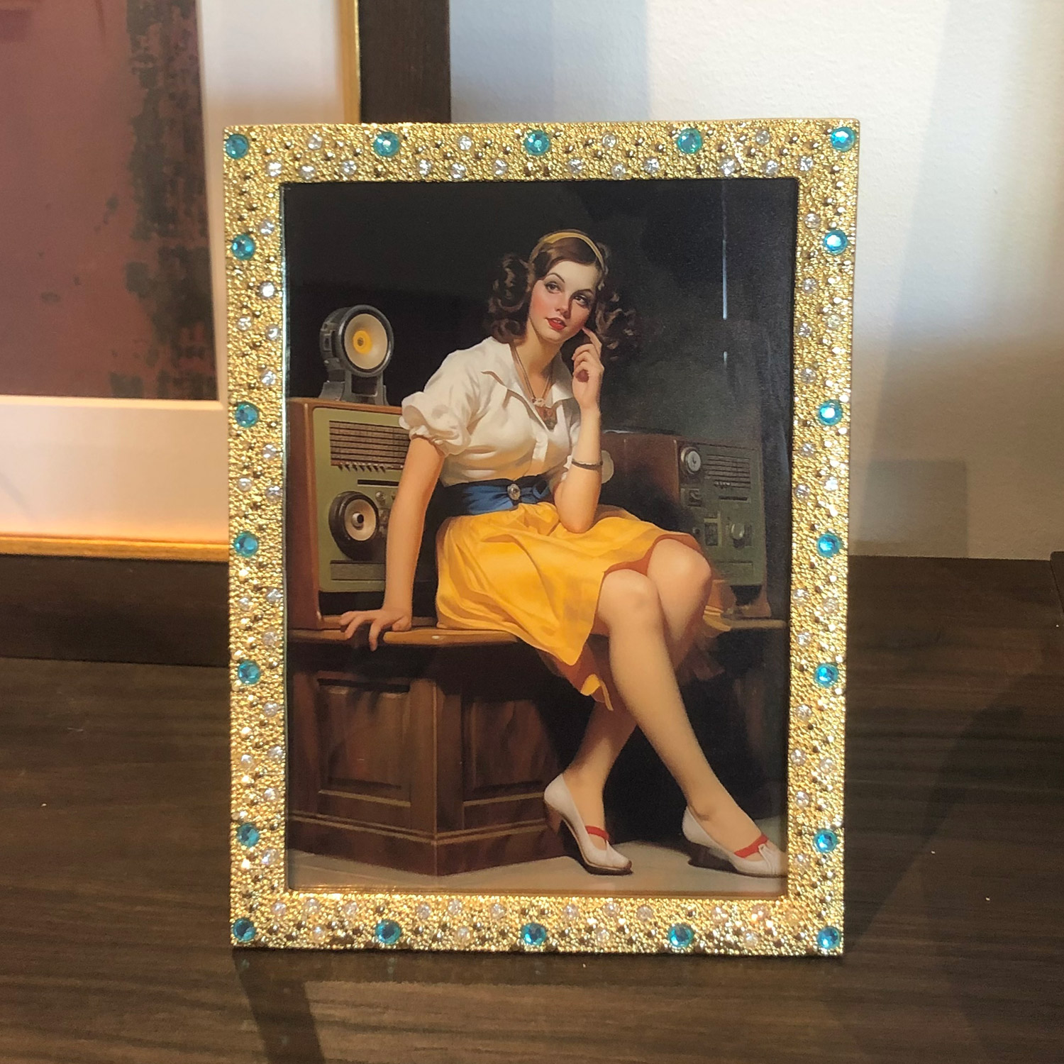 横竖两用 免费洗照片做成摆台 金色大雅