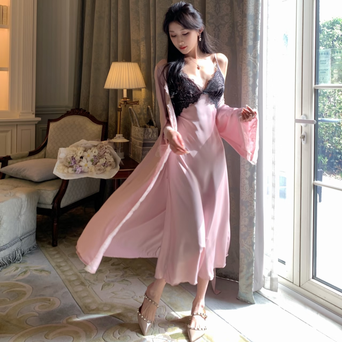 100%蚕丝新款女性感吊带纯欲睡裙