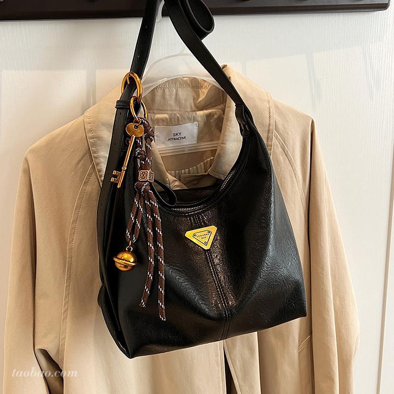 爆款秋冬季复古美拉德腋下包小包包女2024新款百搭斜挎包时尚单肩