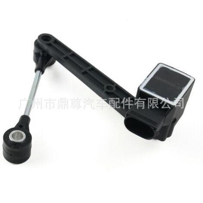 车身高度传感  水平传感器 RQH100030 37146750494 0105427717