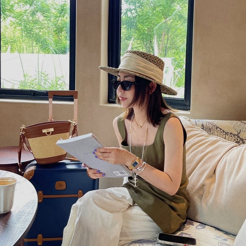 法式度假草帽女春夏天宽沿遮阳帽镂空草编出游平顶帽子焦麻优雅女