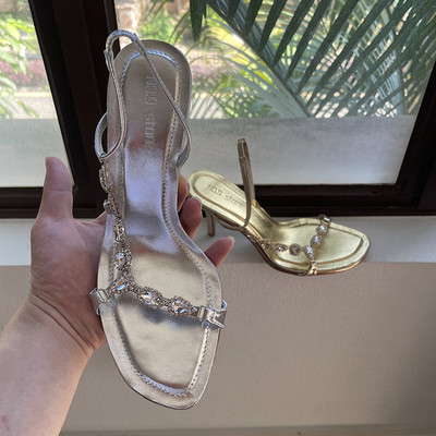 9号鞋坊！上脚巨好看  blbl水钻装饰链条一字高跟凉鞋