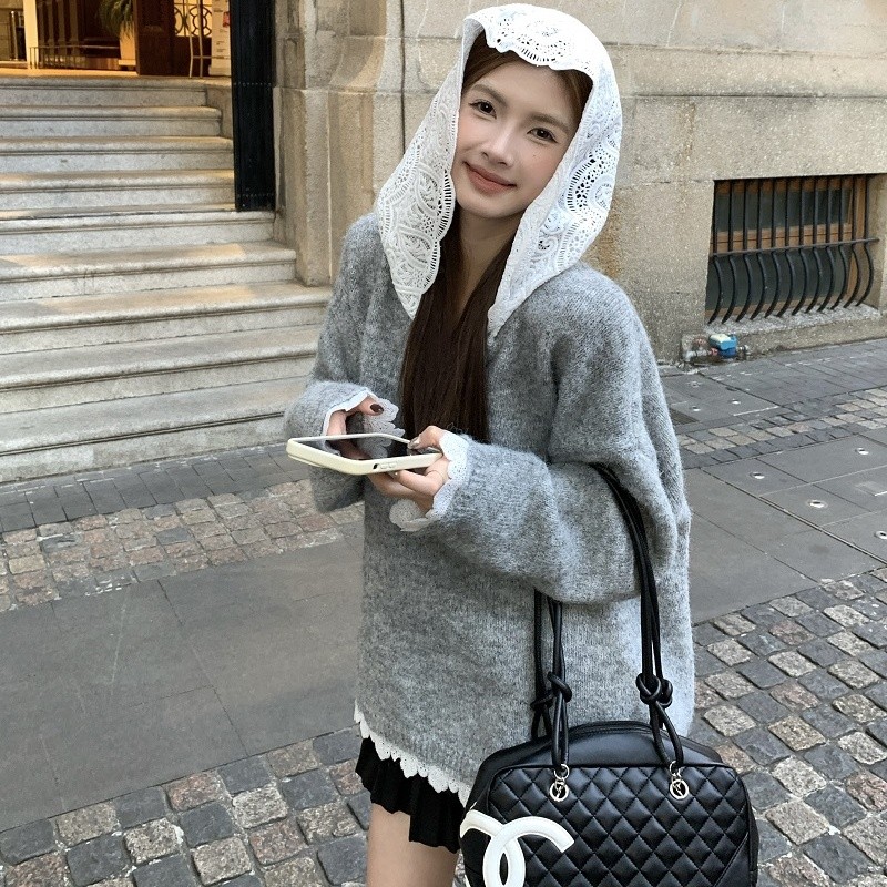 大码胖妹妹mm冬季韩版蕾丝拼接连帽套头毛衣女宽松中长款针织衫潮