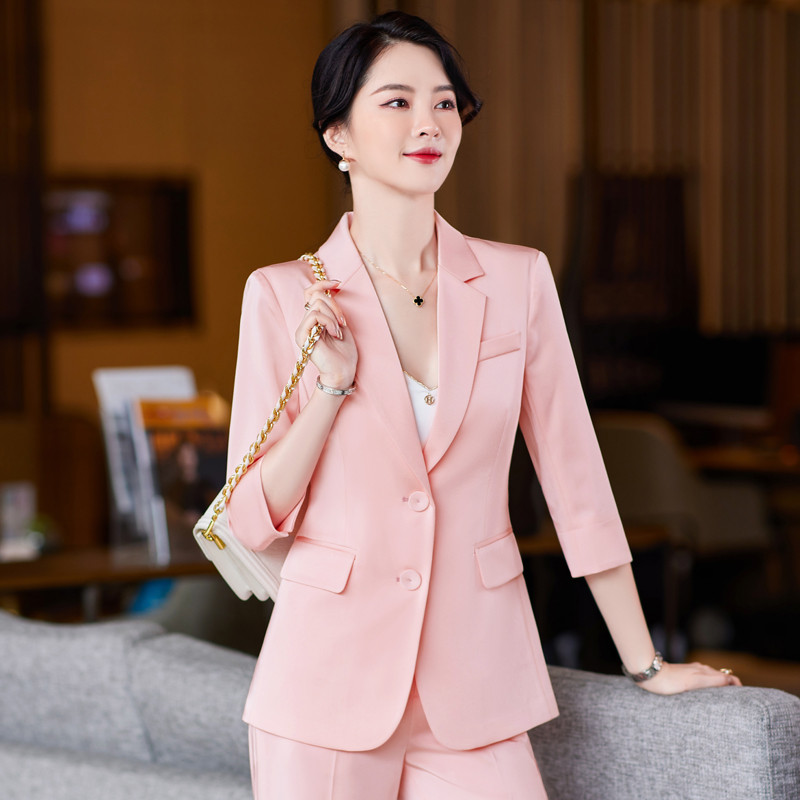 轻奢高货粉西装套装女高级感时尚职业装气质女神范夏天薄款休闲阔
