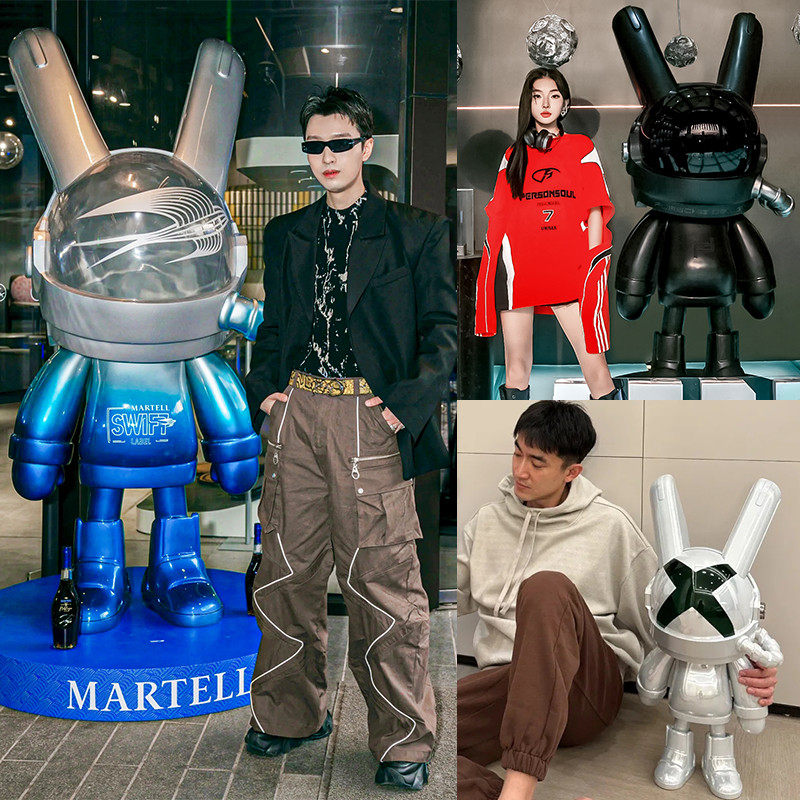 商场大摆件公仔落地网红店铺门口打卡拍照雕塑区布置robbi月光兔