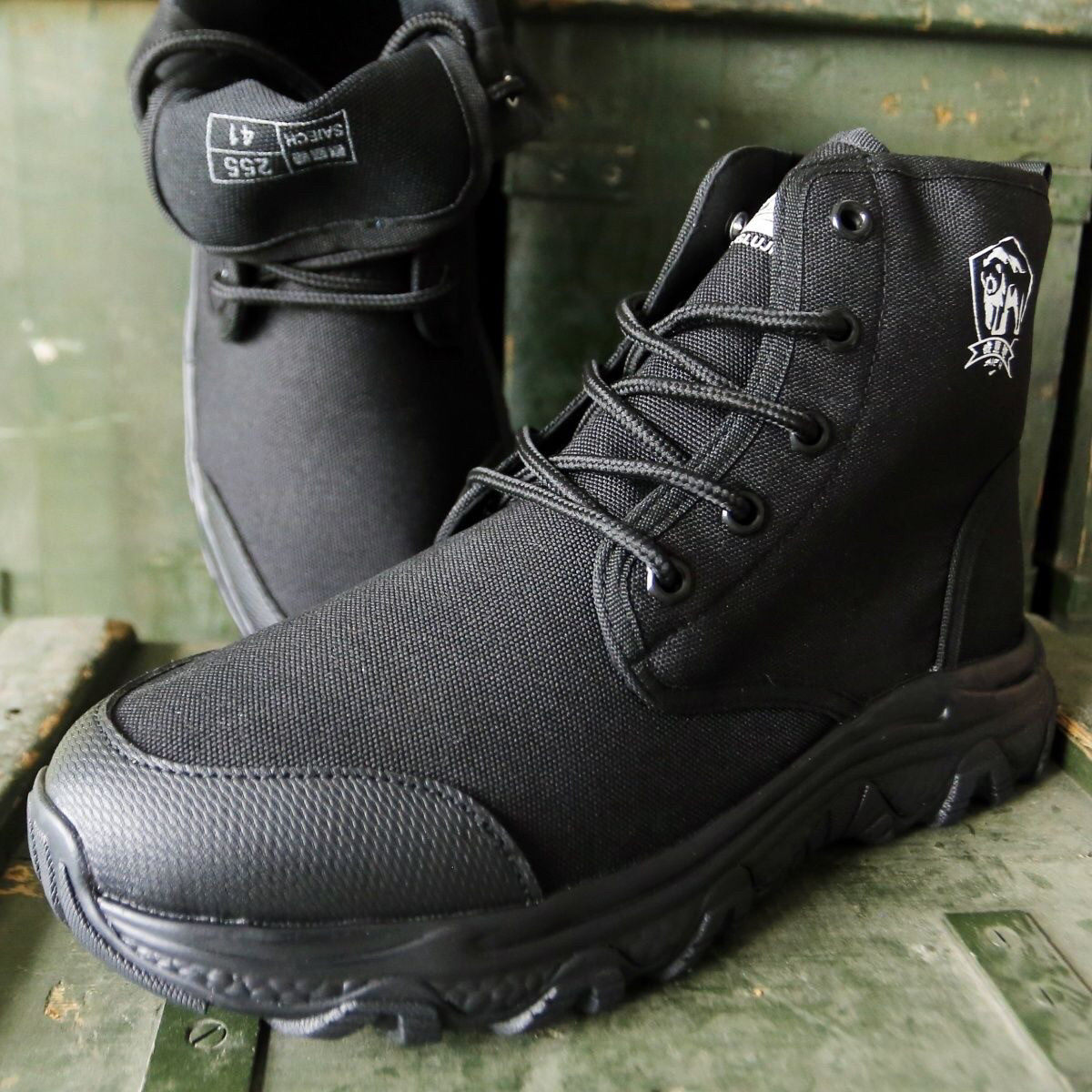 时尚拼色防水马丁靴男款春秋中帮干活户外登山防滑耐磨超轻劳保鞋,流行男鞋,马丁靴,淘宝优惠券,粉丝福利购,淘宝优惠卷