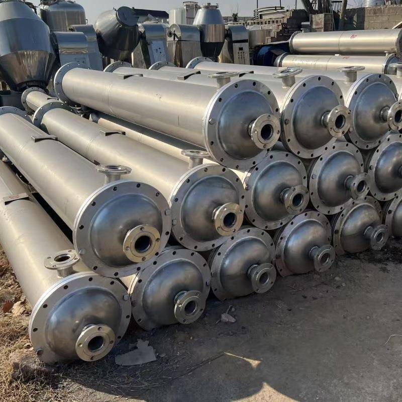 不锈钢列管冷凝器工业传热设备管式全不锈钢冷凝器片式冷凝器
