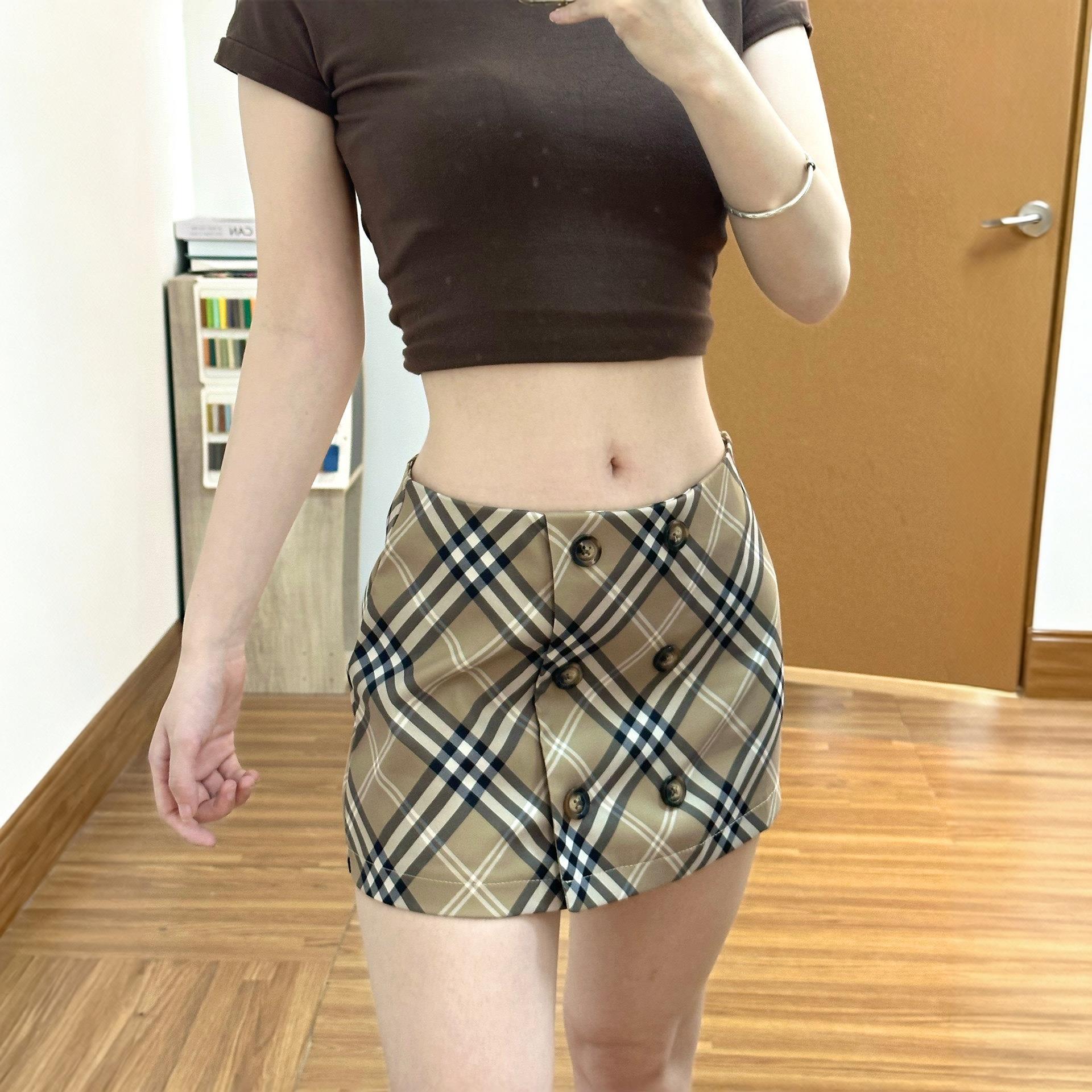 复古格纹半身裙A字短裙子女夏季2026新款包臀裙绝美巨好看的短裙