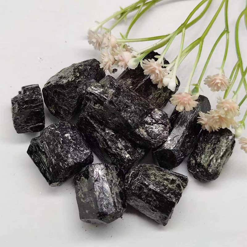 供应 电气石块 汗蒸房水处理高纯度晶体电气石 托玛琳颗粒