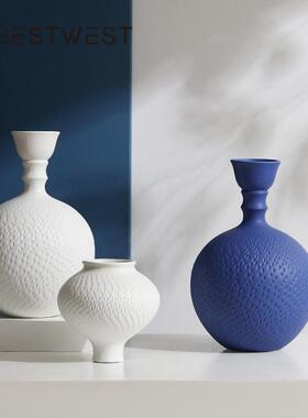 简约白色克莱因蓝陶瓷花瓶摆件家居样板间装饰品器皿