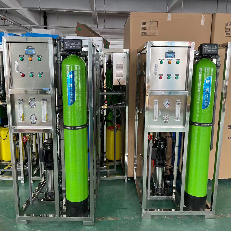 1吨自动垡头阻垢剂加药泵软化水反渗透 水处理直饮水入户净化设备