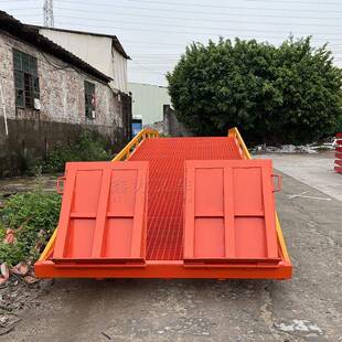 工厂直供移动登车桥钢格板10吨9米格栅板桥面防滑升降货车