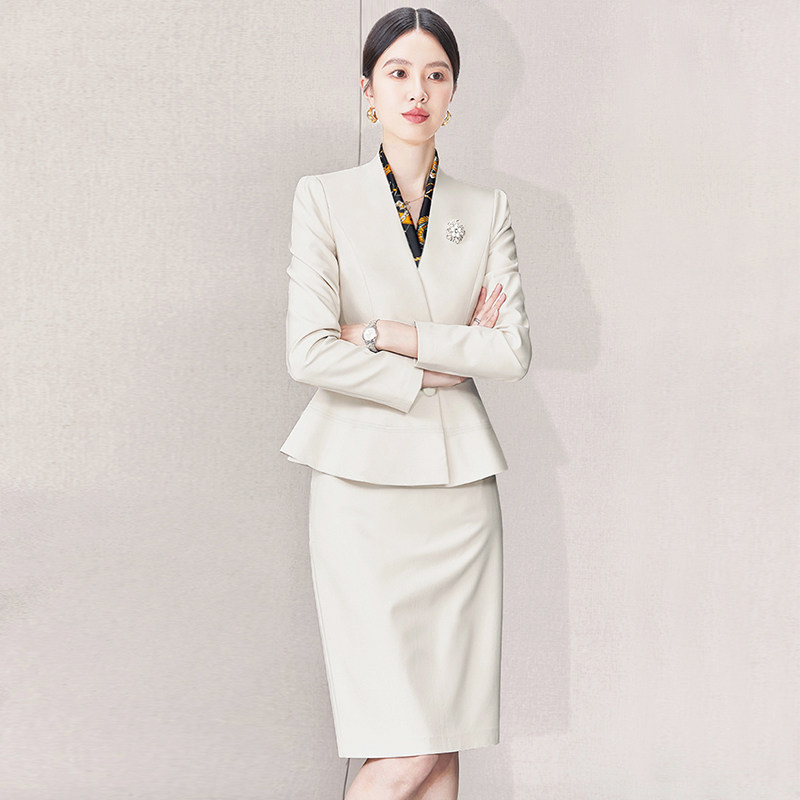 高级感职业女裙时尚气质女神范套装春秋小西服前台美容院工作制服