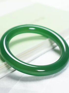 天然玛瑙冰种翡翠色绿玉髓手镯女圆条美人镯玉镯帝王绿飘花平安镯