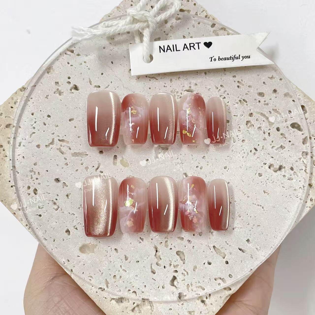 【爱燃烧】穿戴甲粉色渐变闪粉美甲贴片高级感显白可拆卸指甲片,彩妆/香水/美妆工具,穿戴甲/甲片,淘宝优惠券,粉丝福利购,淘宝优惠卷