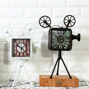 工业风美式创意家l居座钟摆件咖啡厅桌面复古放映机时钟摆设装饰