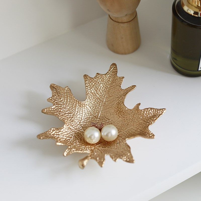 米诺 ins金色金属树叶造型小托盘 E首饰盘 耳环项链收纳盘 饰品盘,家居饰品,装饰摆件,淘宝优惠券,粉丝福利购,淘宝优惠卷