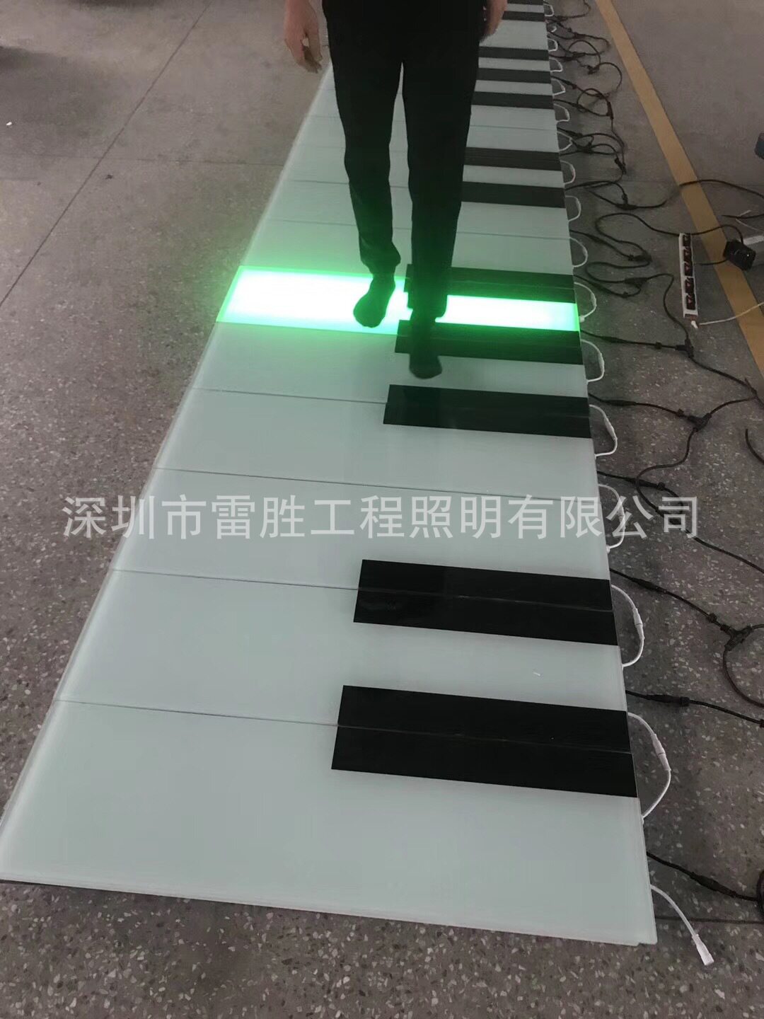 LED钢琴地砖灯脚踩重力感应