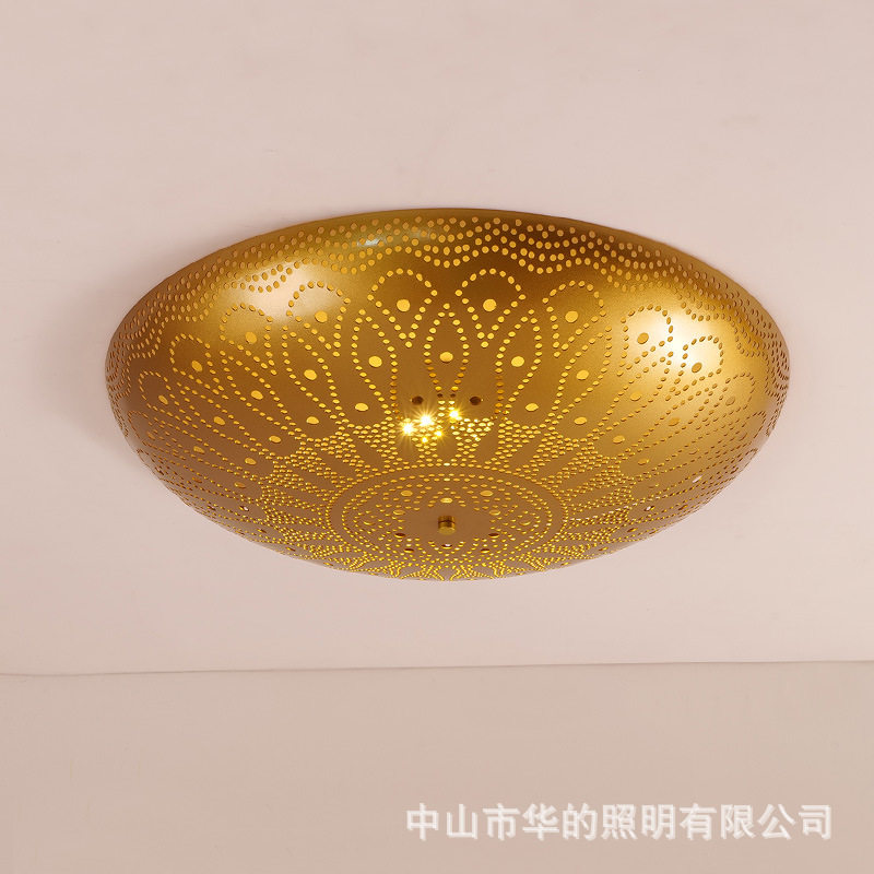 东南亚复古铁艺吸顶灯