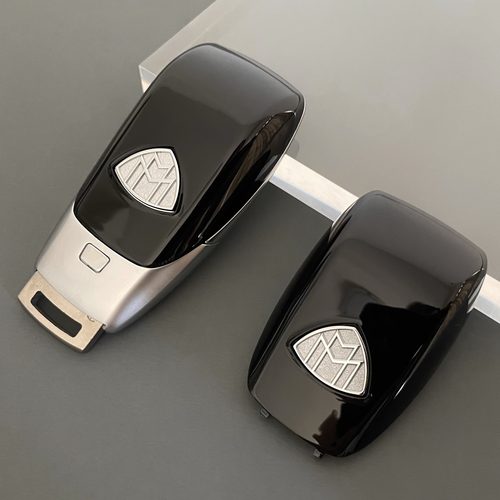 适用于奔驰S级迈巴赫E级C级GLC GLS钥匙改Q装迈巴赫标钥匙后盖壳