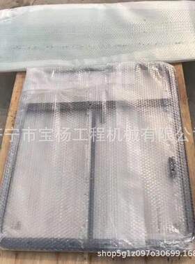 SD13 SD16 SD22 SD32推土机驾驶室玻璃窗户框架工程机械配件