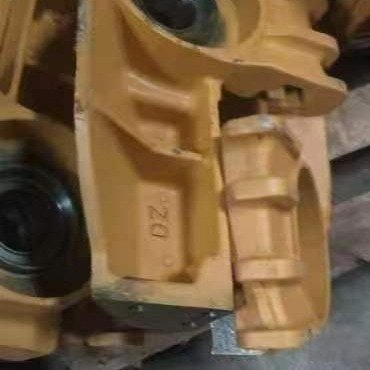 SD16左引导轮支架P16Y-40-03100