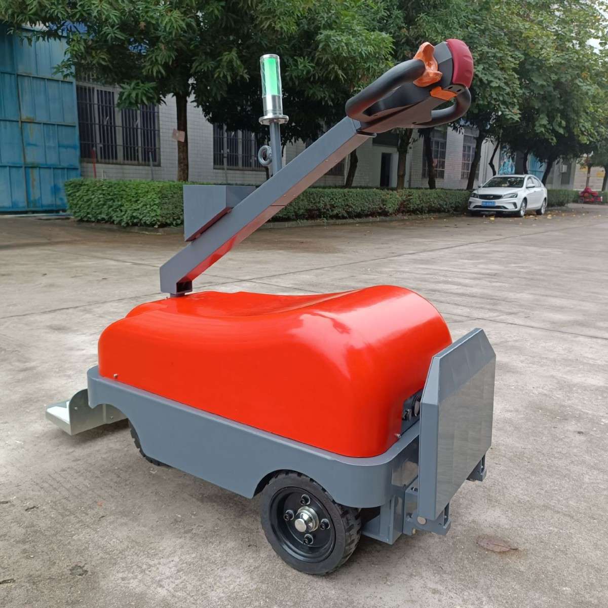 普尔夫站驾式机场电动牵引车无线遥控超市电动牵引车行李搬运拖头